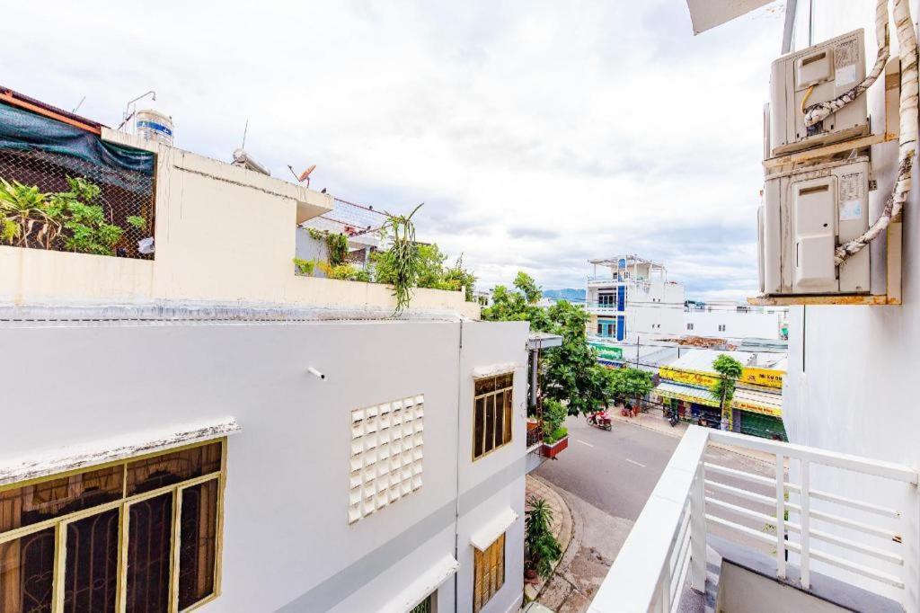 Oyo 587 Trang Long Hotel На Транг Екстериор снимка